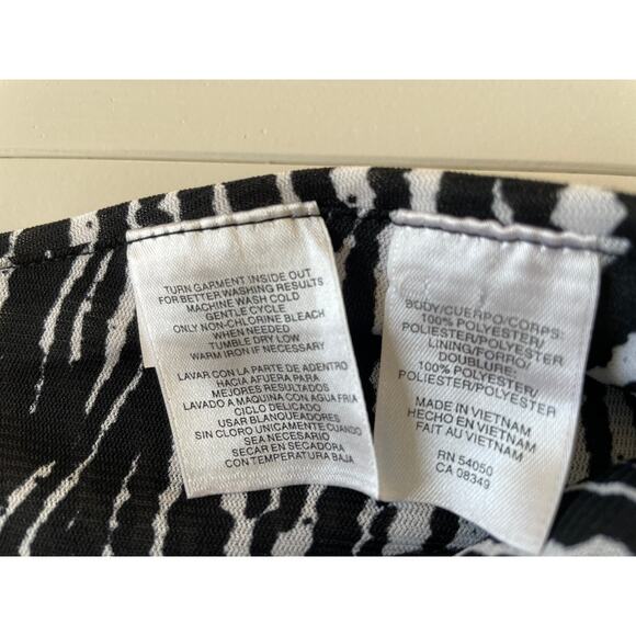 Jones Wear Midi Skirt Elastic Waist Zebra Print Black White Lined Flowy Sz Lg - Picture 4 of 6